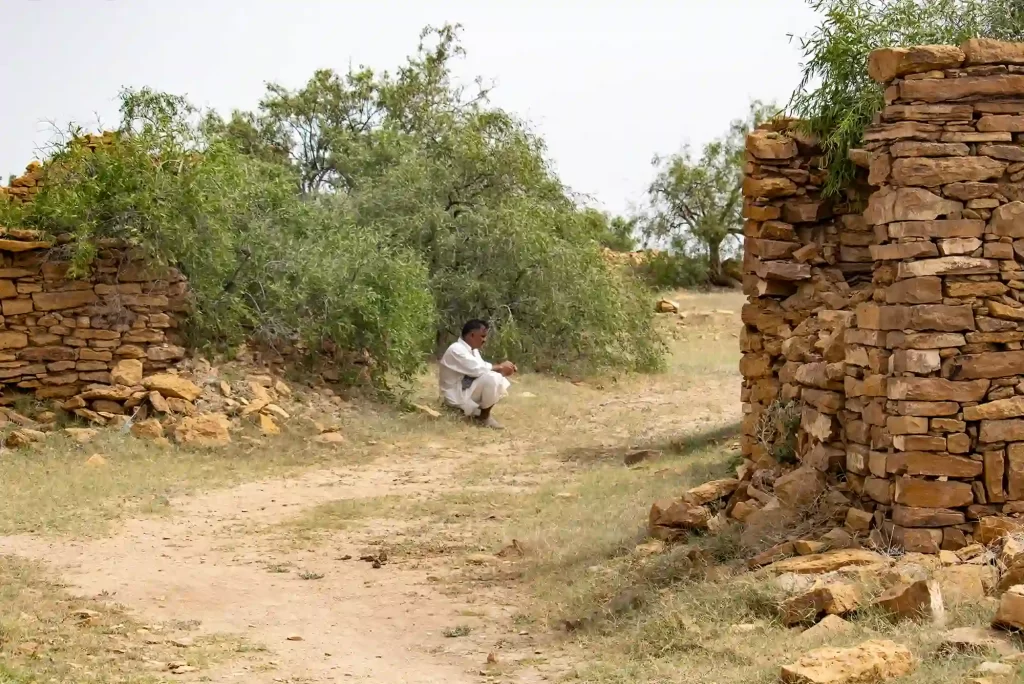 Kuldhara Village tour with Meer Khan, exploring the historic abandoned village near Jaisalmer